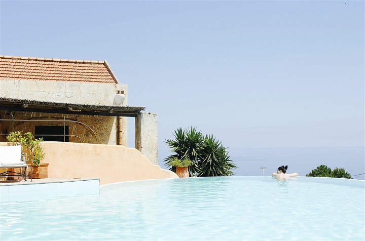 Piscine sur les îles Eoliennes