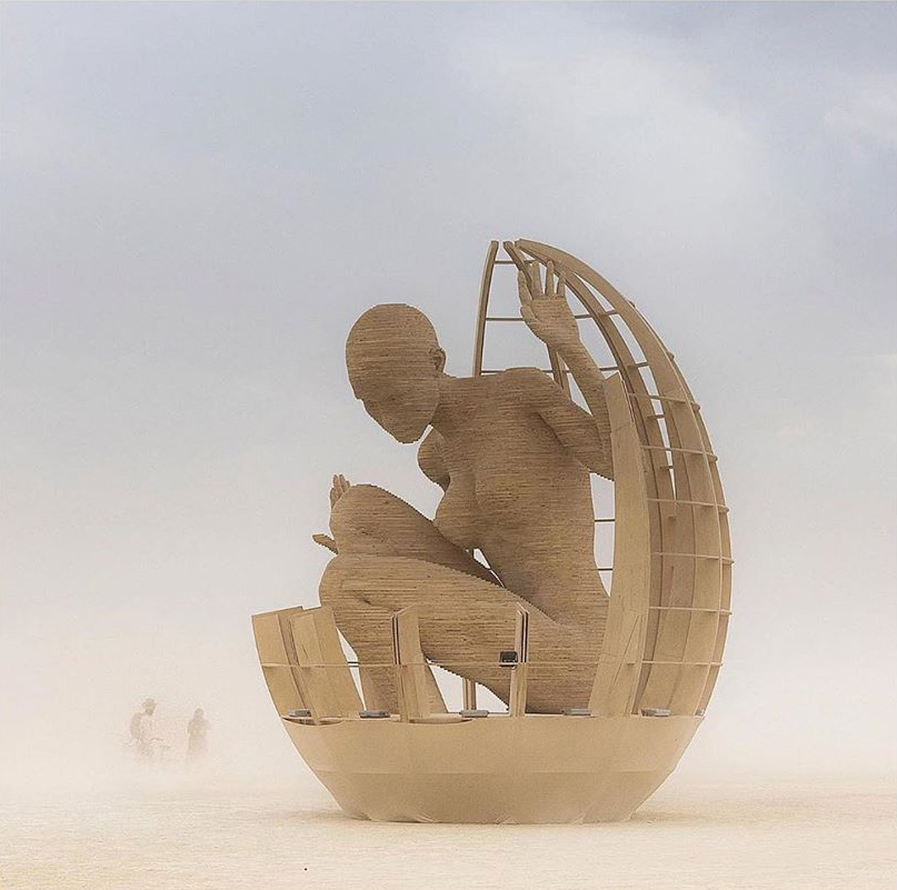Sculpture de femme Burning Man 2019