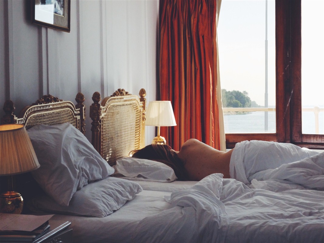 Femme qui dort dans le Steam Ship Sudan