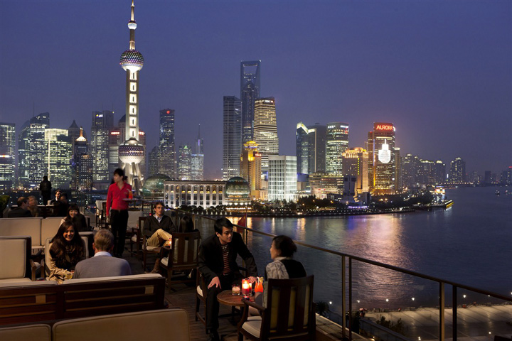 The Peninsula Shanghai de nuit