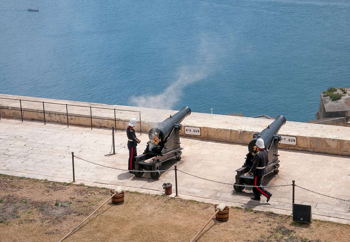 cérémonie du tir des canons La Valette